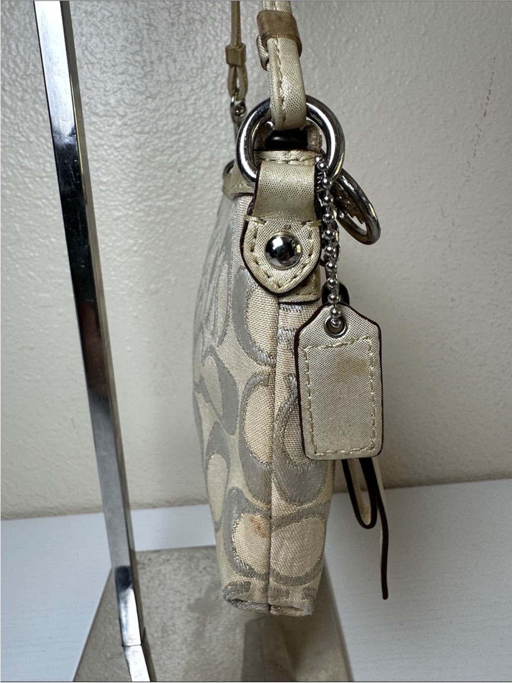 Y2K Coach Poppy Signature Canvas Metallic Trim Wristlet or mini Shoulder bag - Picture 7 of 12